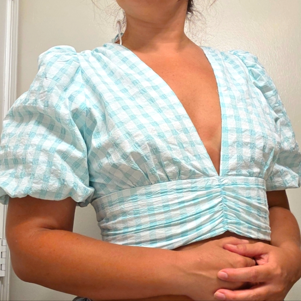 Zara Green and White Puff Sleeve Crop Blouse